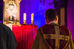 Eucharistische Anbetung bei der Nacht der Lichter